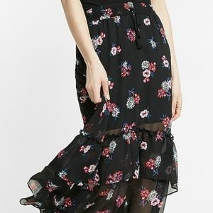 Express beautiful black skirt